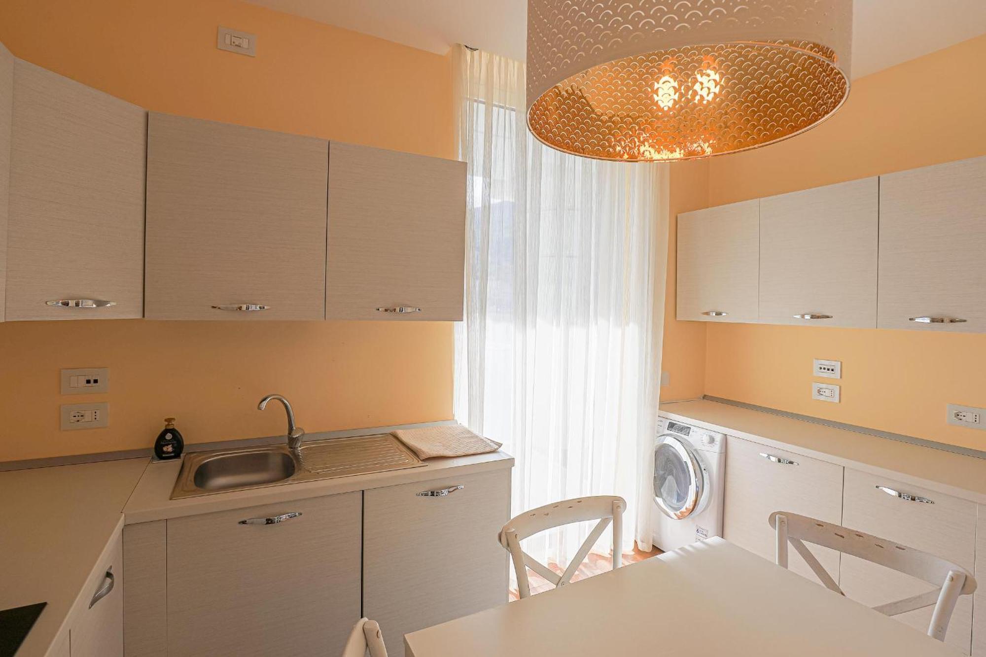 Amami Al Crescent Apartman Salerno Kültér fotó